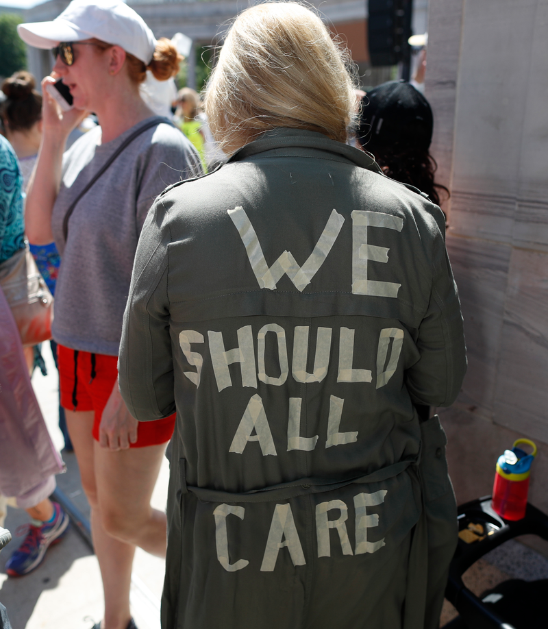 Illustration for article titled Over 700 'Families Belong Together' Protests Are Underway (UPDATING)